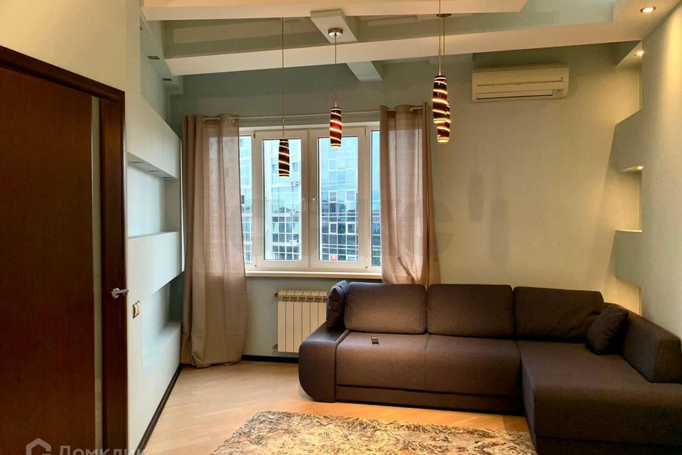 Продаётся 2-комнатная квартира, 64 м²