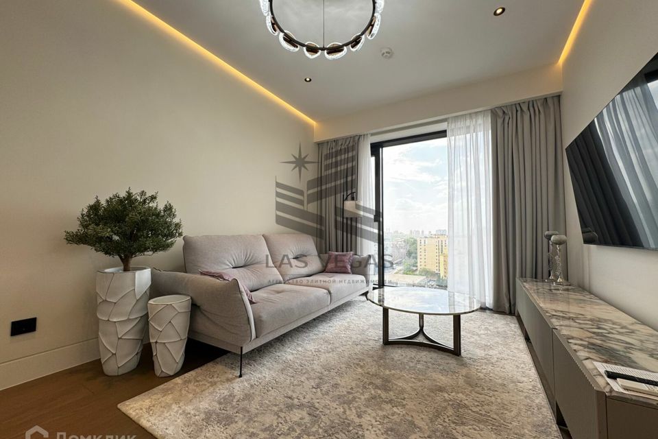 Сдаётся 2-комнатная квартира, 65 м²