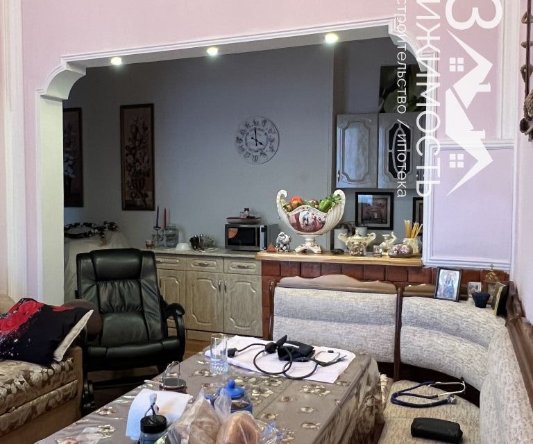 Продаётся 3-комнатная квартира, 70 м²