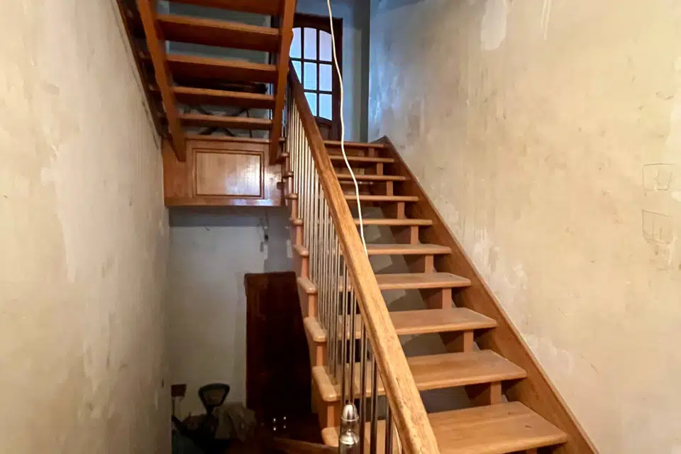 Продаётся 3-этажный дом, 220 м²