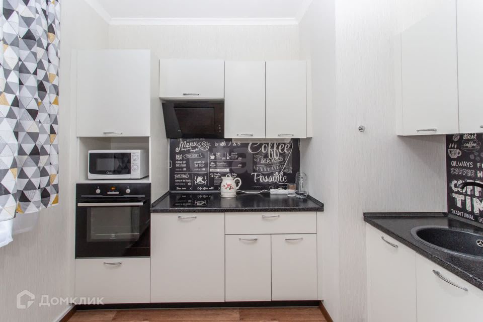 Продаётся 1-комнатная квартира, 32 м²