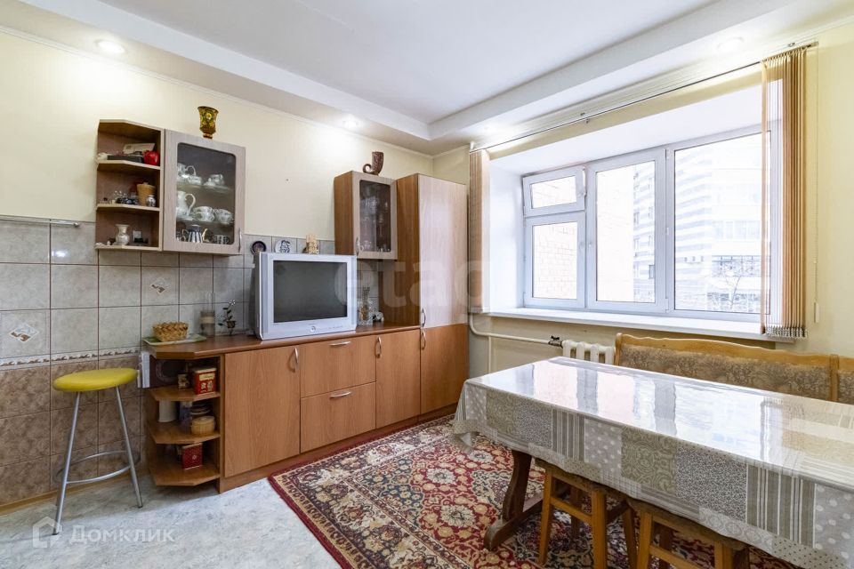 Сдаётся 2-комнатная квартира, 70 м²