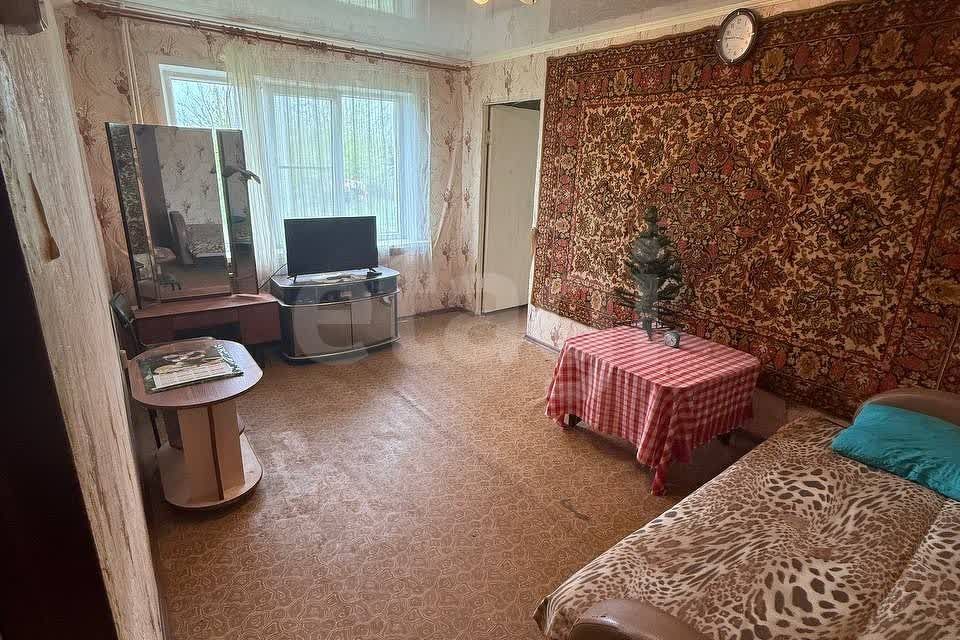 Продаётся 3-комнатная квартира, 51.3 м²