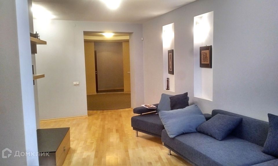 Сдаётся 3-комнатная квартира, 150 м²