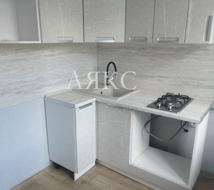 Продаётся 2-комнатная квартира, 43.2 м²