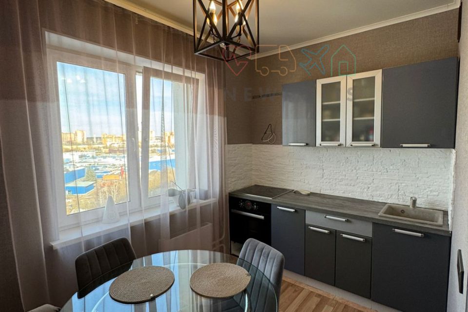 Продаётся 1-комнатная квартира, 42.8 м²