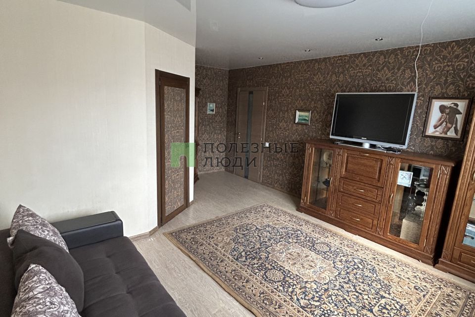 Продаётся 2-комнатная квартира, 69.6 м²