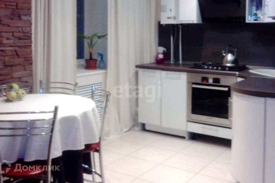 Продаётся 2-комнатная квартира, 44.8 м²