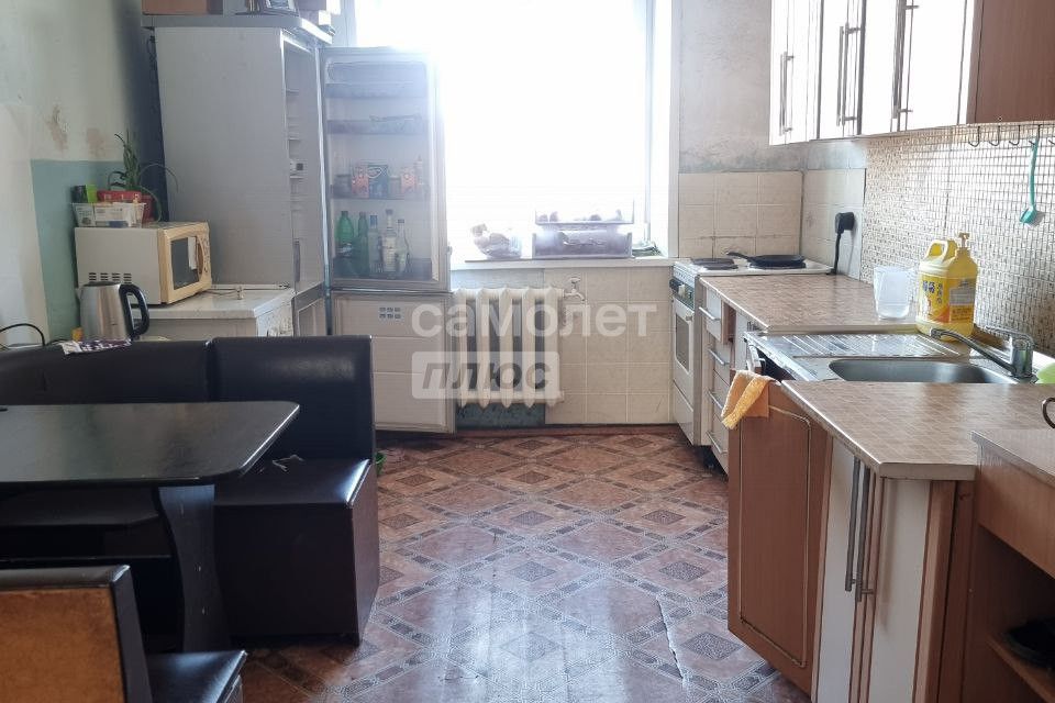 Продаётся 3-комнатная квартира, 70.6 м²