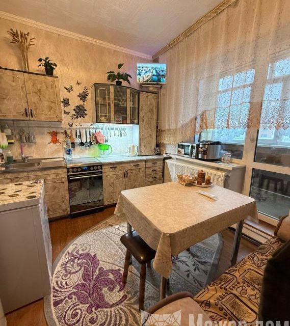 Продаётся 1-комнатная квартира, 39 м²