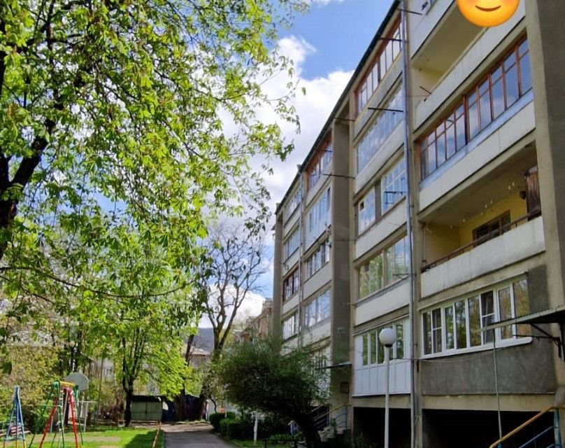 Продаётся 2-комнатная квартира, 48.3 м²