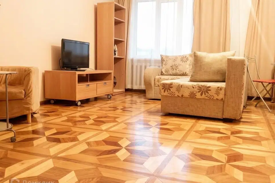 Продаётся 5-комнатная квартира, 141 м²