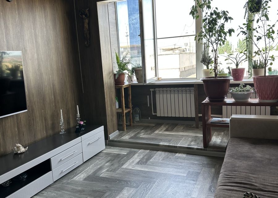 Продаётся 3-комнатная квартира, 61 м²