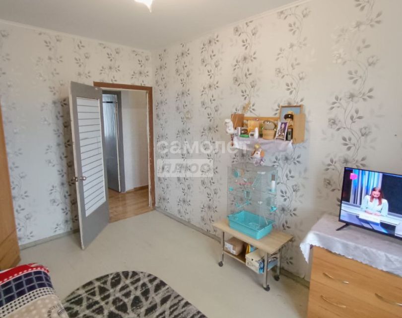 Продаётся 4-комнатная квартира, 80 м²