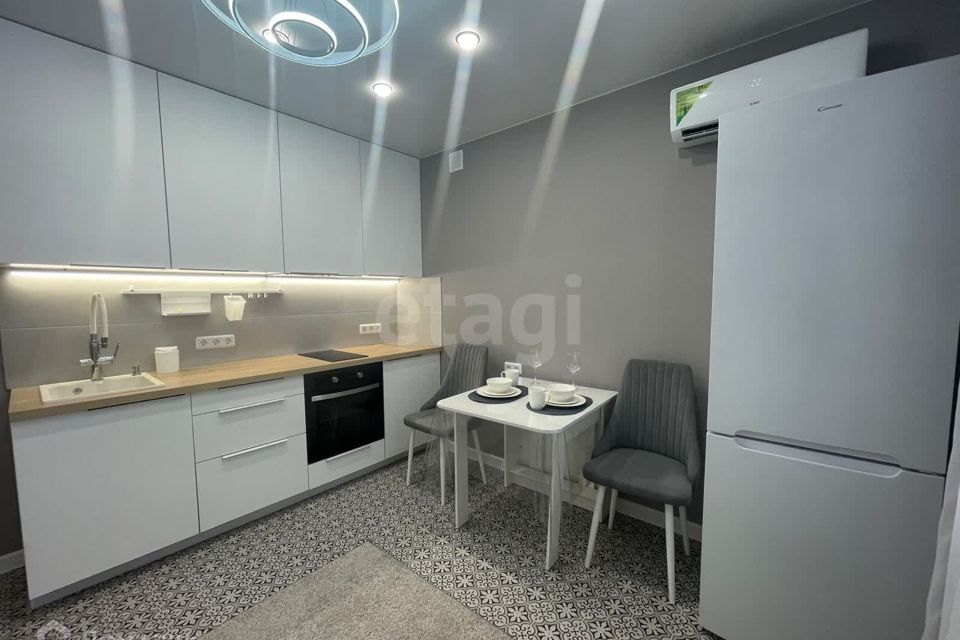Сдаётся 1-комнатная квартира, 35 м²