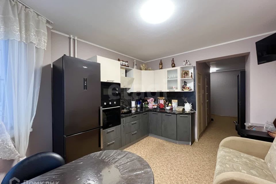 Продаётся 2-комнатная квартира, 58.7 м²