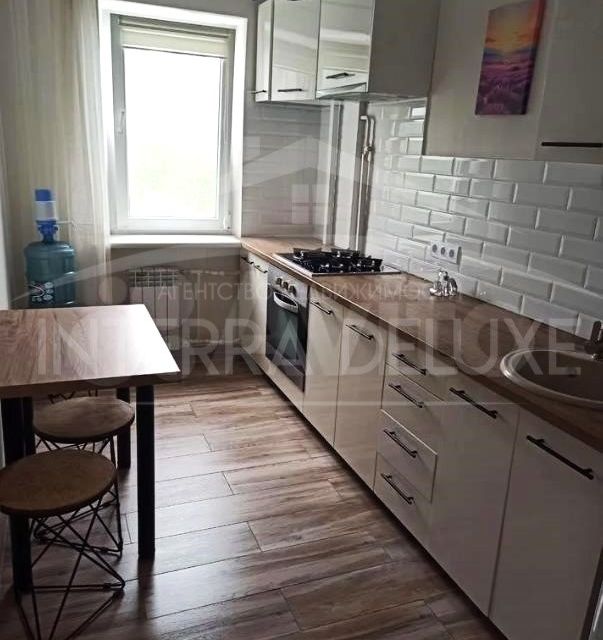 Сдаётся 2-комнатная квартира, 60 м²