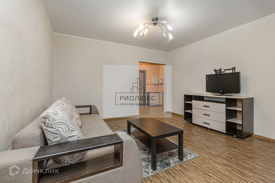 Продаётся 1-комнатная квартира, 40.2 м²