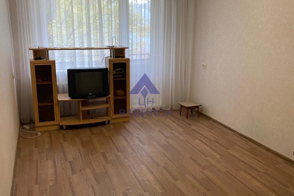 Продаётся 1-комнатная квартира, 32 м²