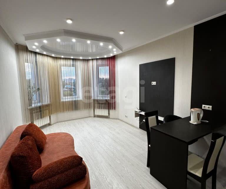 Продаётся 1-комнатная квартира, 45.8 м²