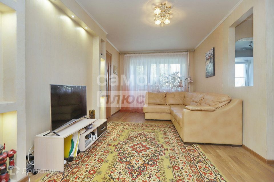 Продаётся 3-комнатная квартира, 54.9 м²