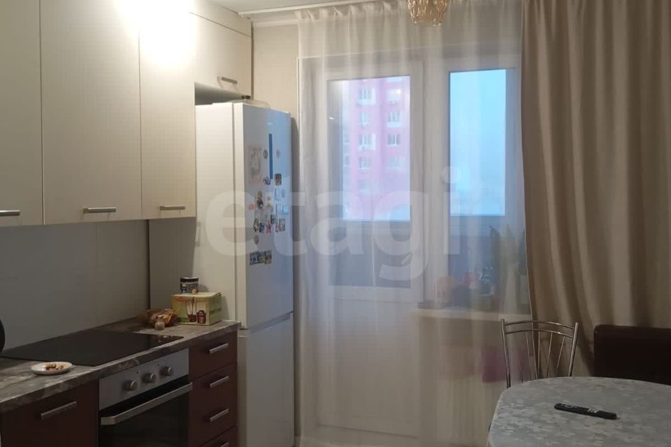 Продаётся 2-комнатная квартира, 63 м²