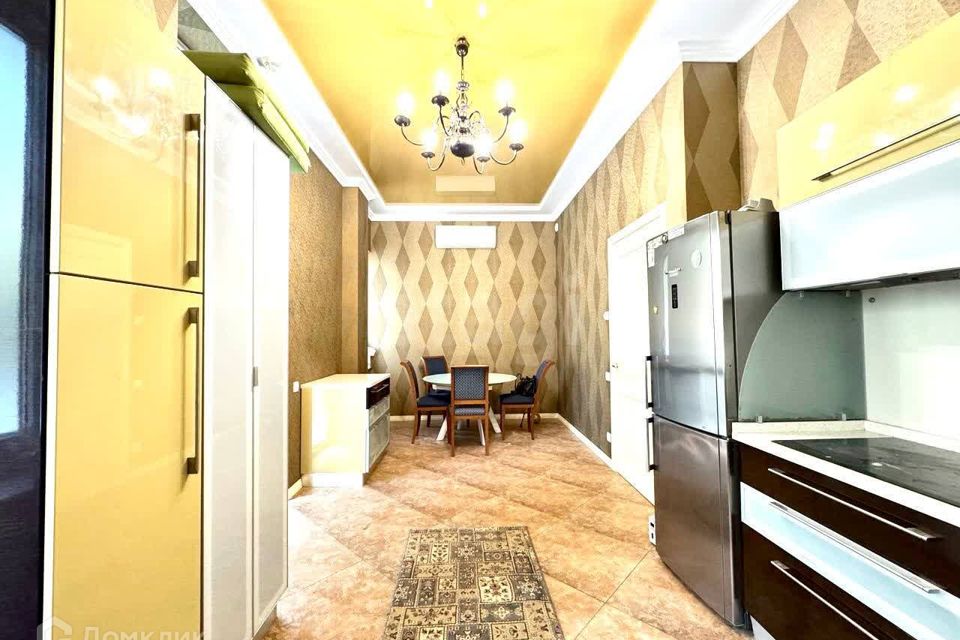 Продаётся 2-комнатная квартира, 79.4 м²