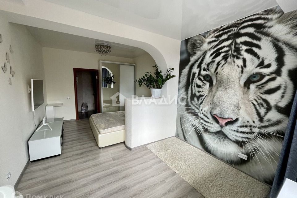 Продаётся 1-комнатная квартира, 42.6 м²
