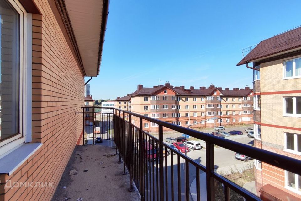 Продаётся 2-комнатная квартира, 63.9 м²