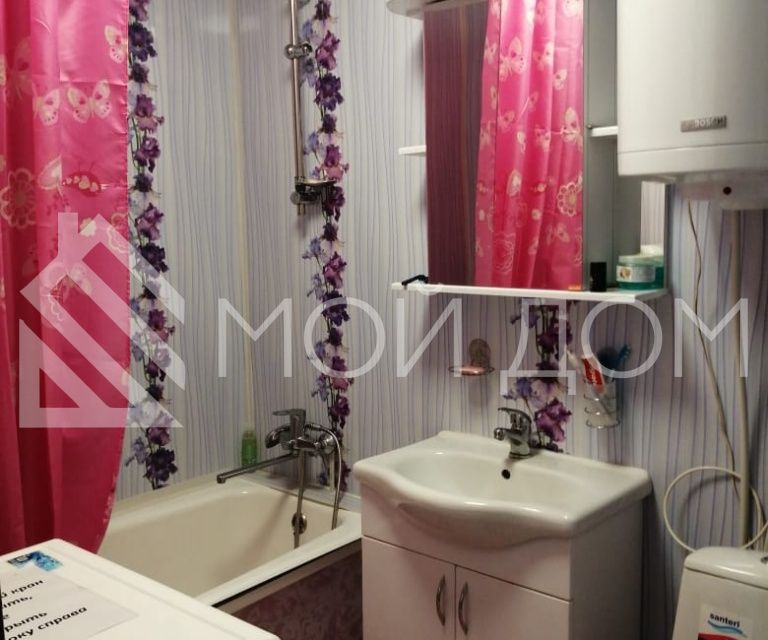 Продаётся 3-комнатная квартира, 57.6 м²