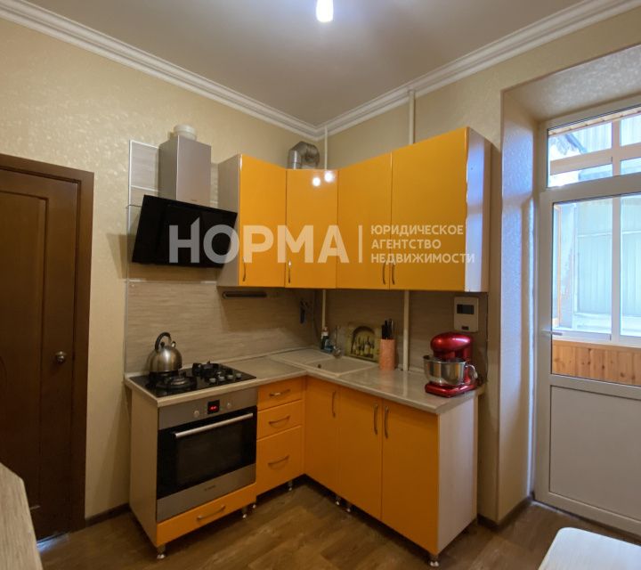 Продаётся 4-комнатная квартира, 90.4 м²