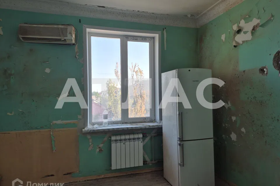 Продаётся 3-комнатная квартира, 57.3 м²