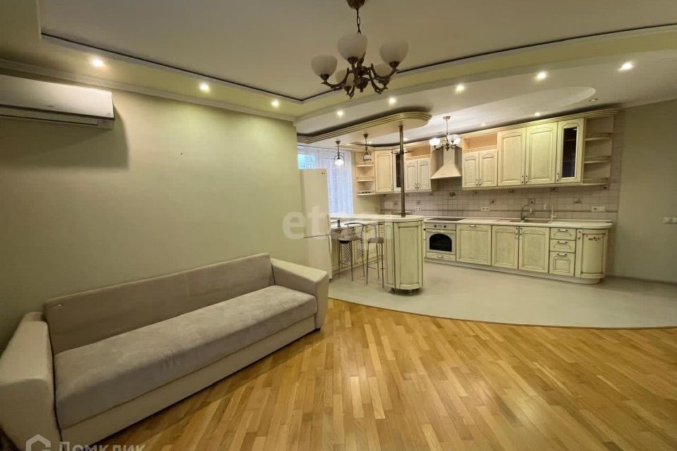 Сдаётся 3-комнатная квартира, 100 м²