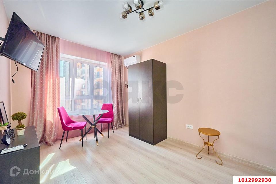 Продаётся 1-комнатная квартира, 38 м²