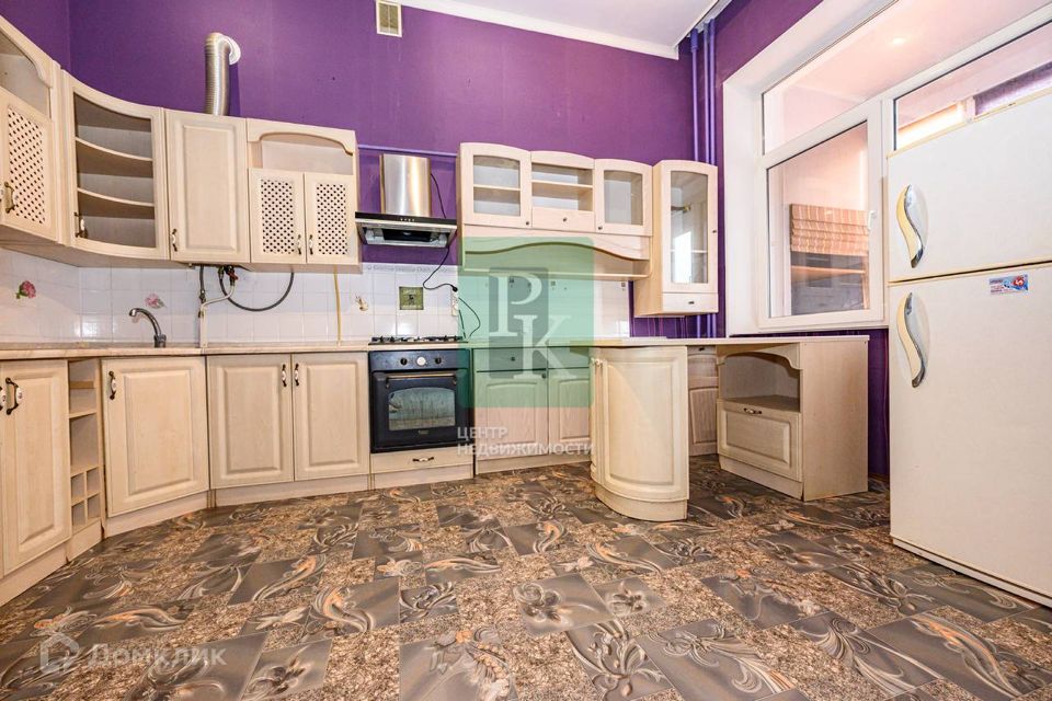Продаётся 2-комнатная квартира, 61.3 м²