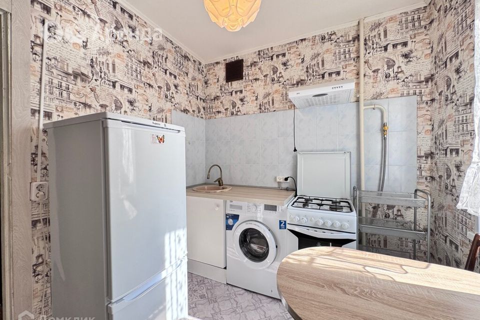 Сдаётся 3-комнатная квартира, 49 м²