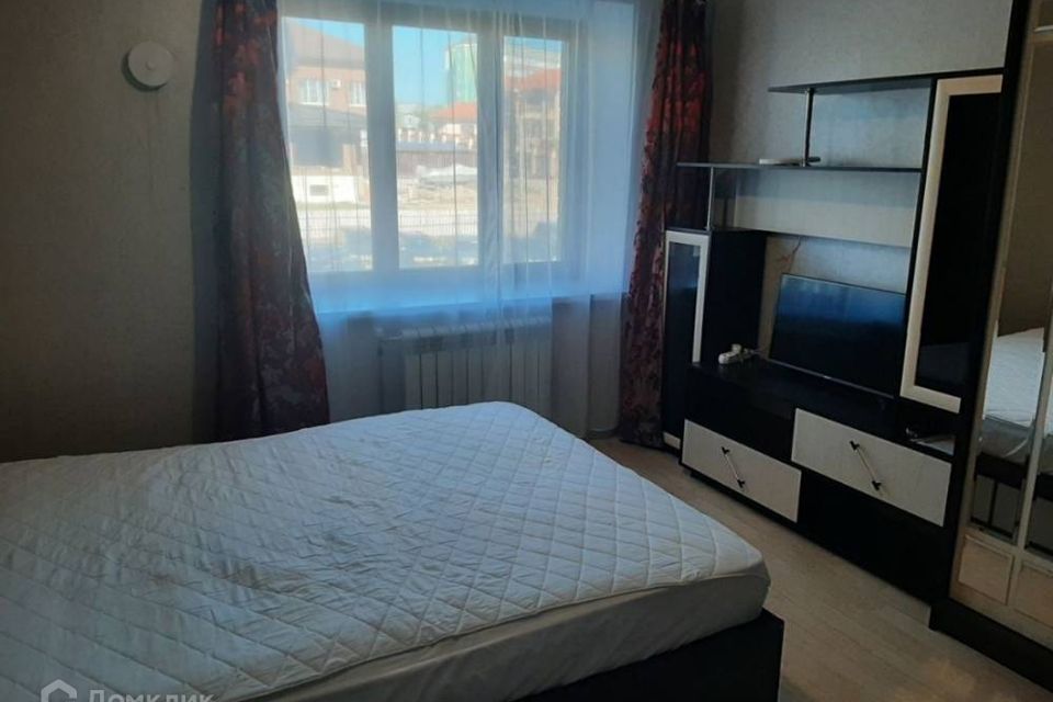 Сдаётся 1-комнатная квартира, 38 м²