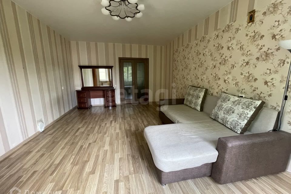 Продаётся 1-комнатная квартира, 48 м²