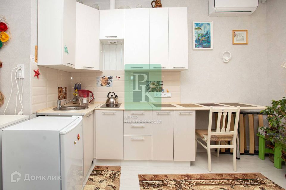 Продаётся комната в 1-комн. квартире, 16.4 м²
