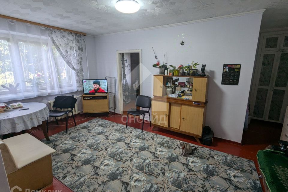Продаётся 3-комнатная квартира, 54.5 м²