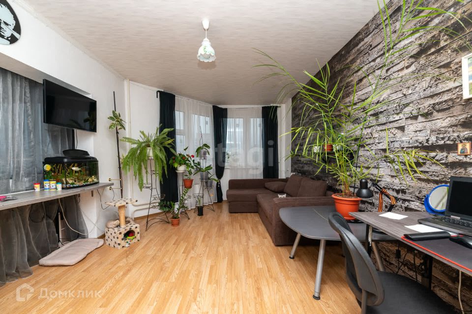 Продаётся 3-комнатная квартира, 95 м²