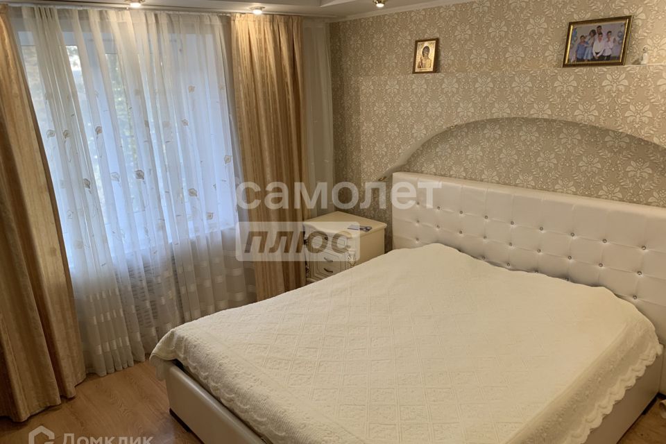 Продаётся 2-комнатная квартира, 76 м²