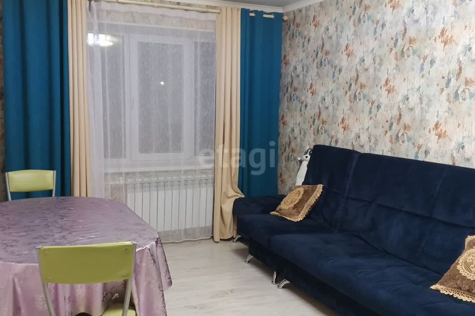 Продаётся 3-комнатная квартира, 59.8 м²