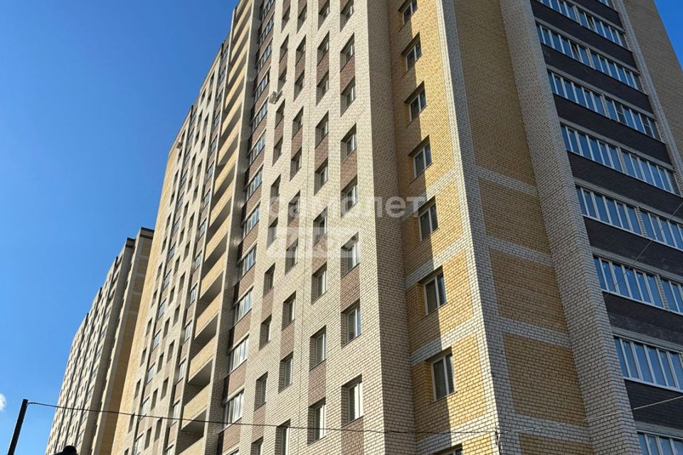 Продаётся 2-комнатная квартира, 56 м²