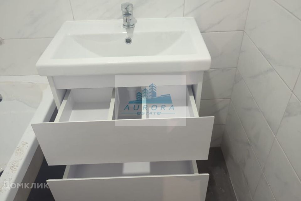 Продаётся 2-комнатная квартира, 58.3 м²