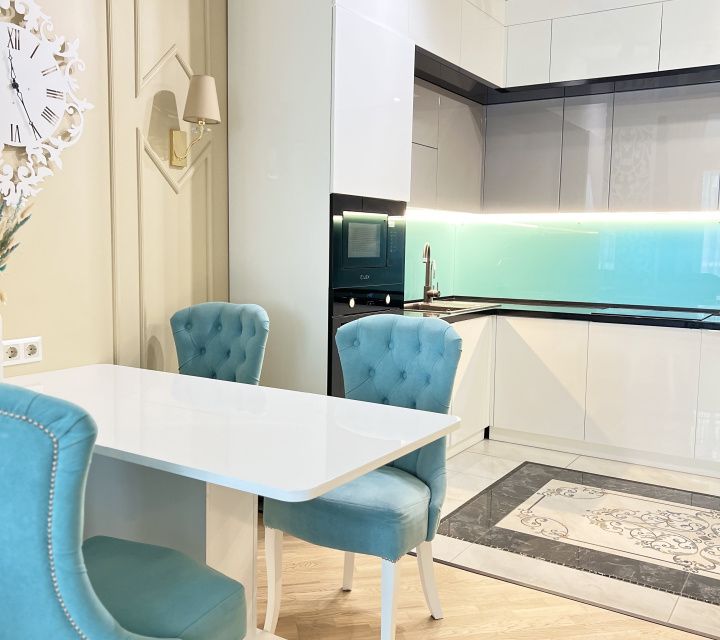 Продаётся 2-комнатная квартира, 77.1 м²