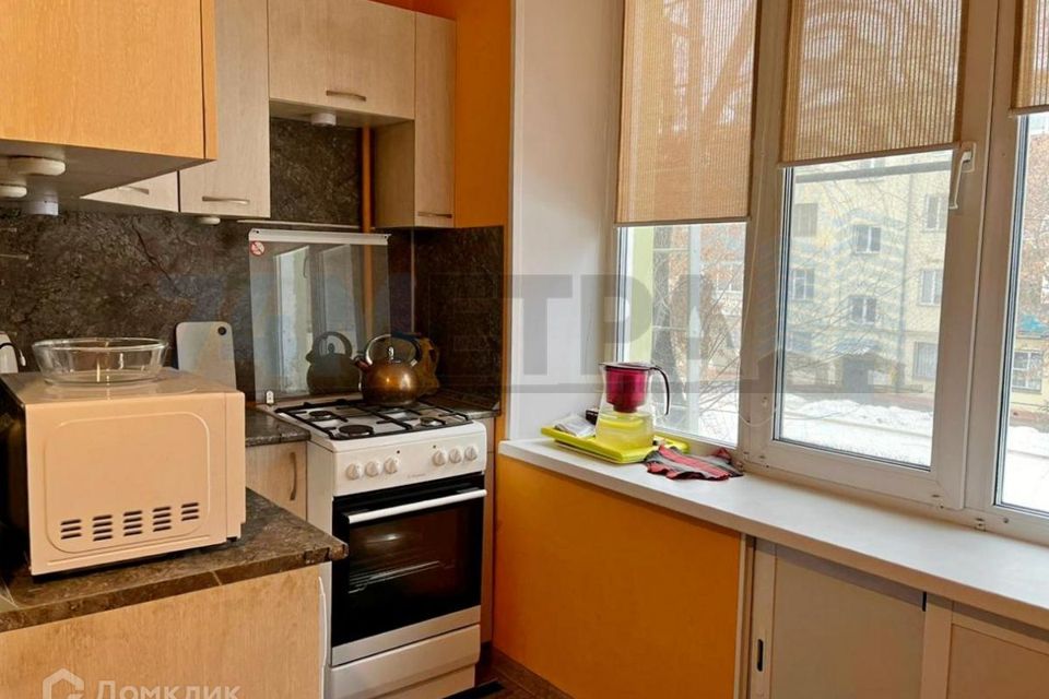 Сдаётся 4-комнатная квартира, 71.2 м²