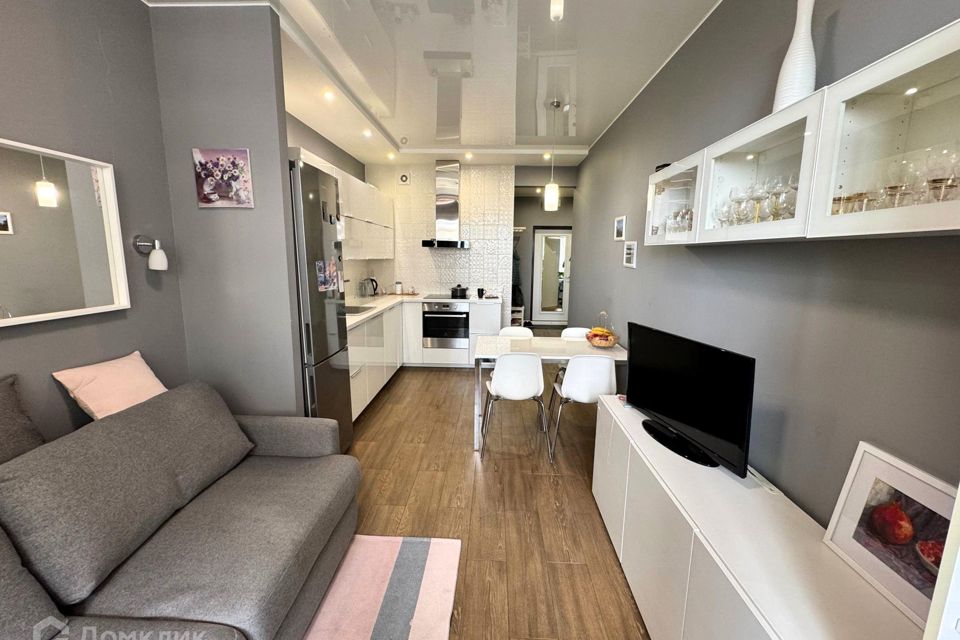 Продаётся 1-комнатная квартира, 52 м²
