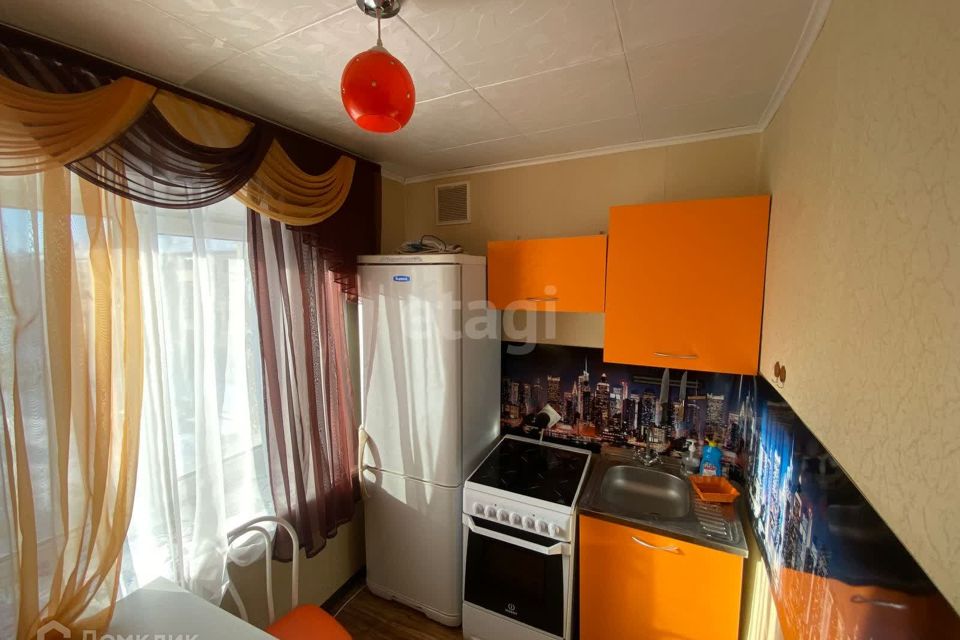 Продаётся 3-комнатная квартира, 49.4 м²