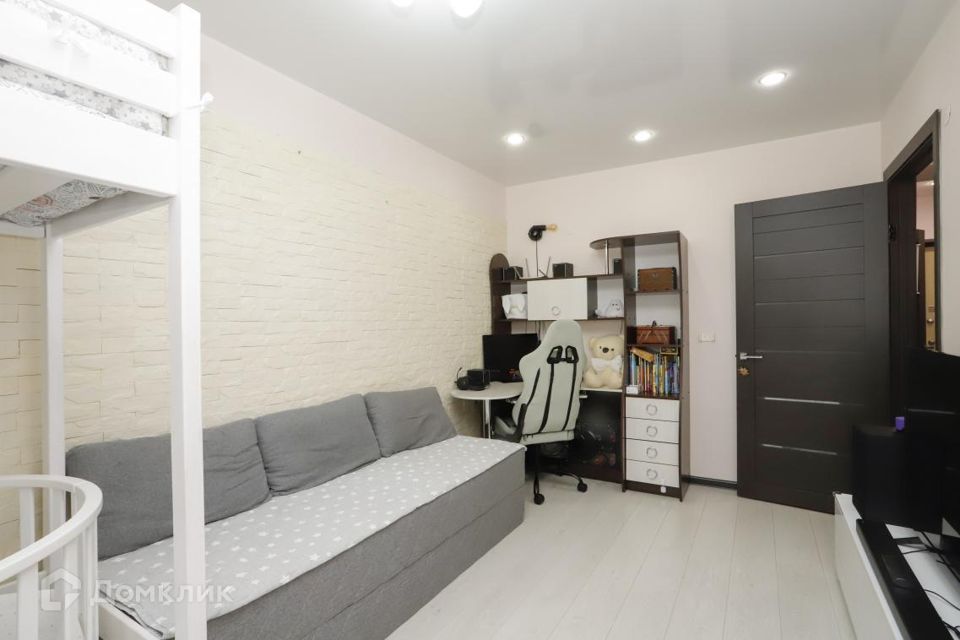 Продаётся 1-комнатная квартира, 40.8 м²